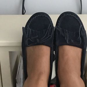 Minnetonka blue moccasins